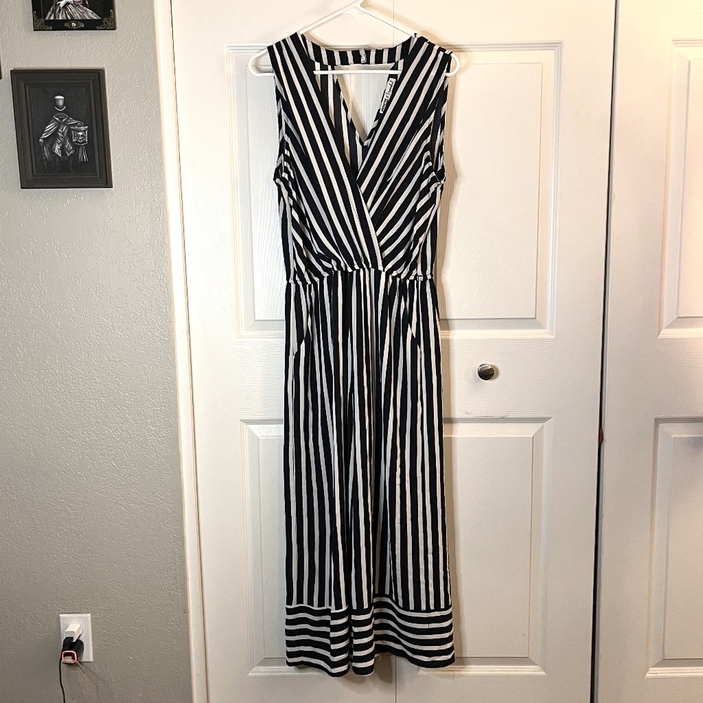 Black & White Stripe Jumpsuit by Gypsies & Moondust size XL